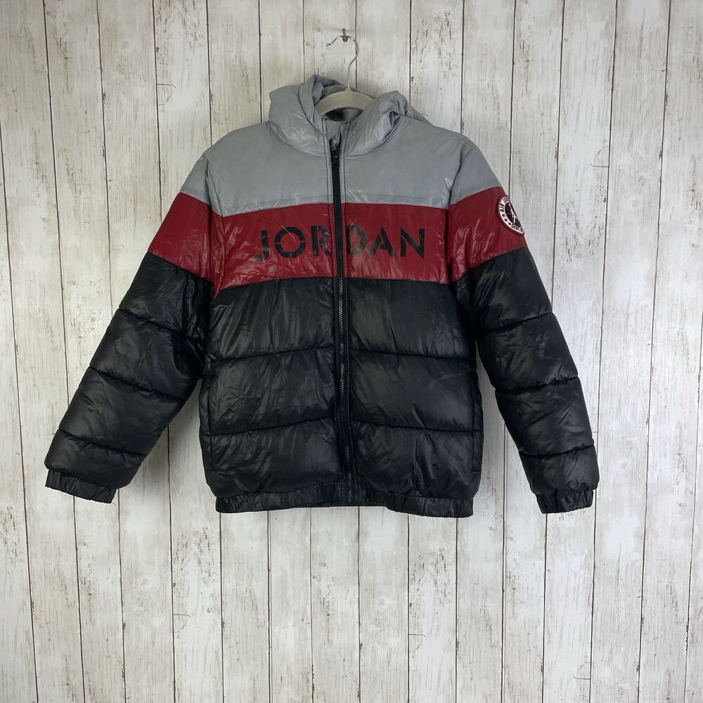 Nike Air Jordan Hooded Puffer Jacket Coat boys Youth Sz XL  Black Red Gray